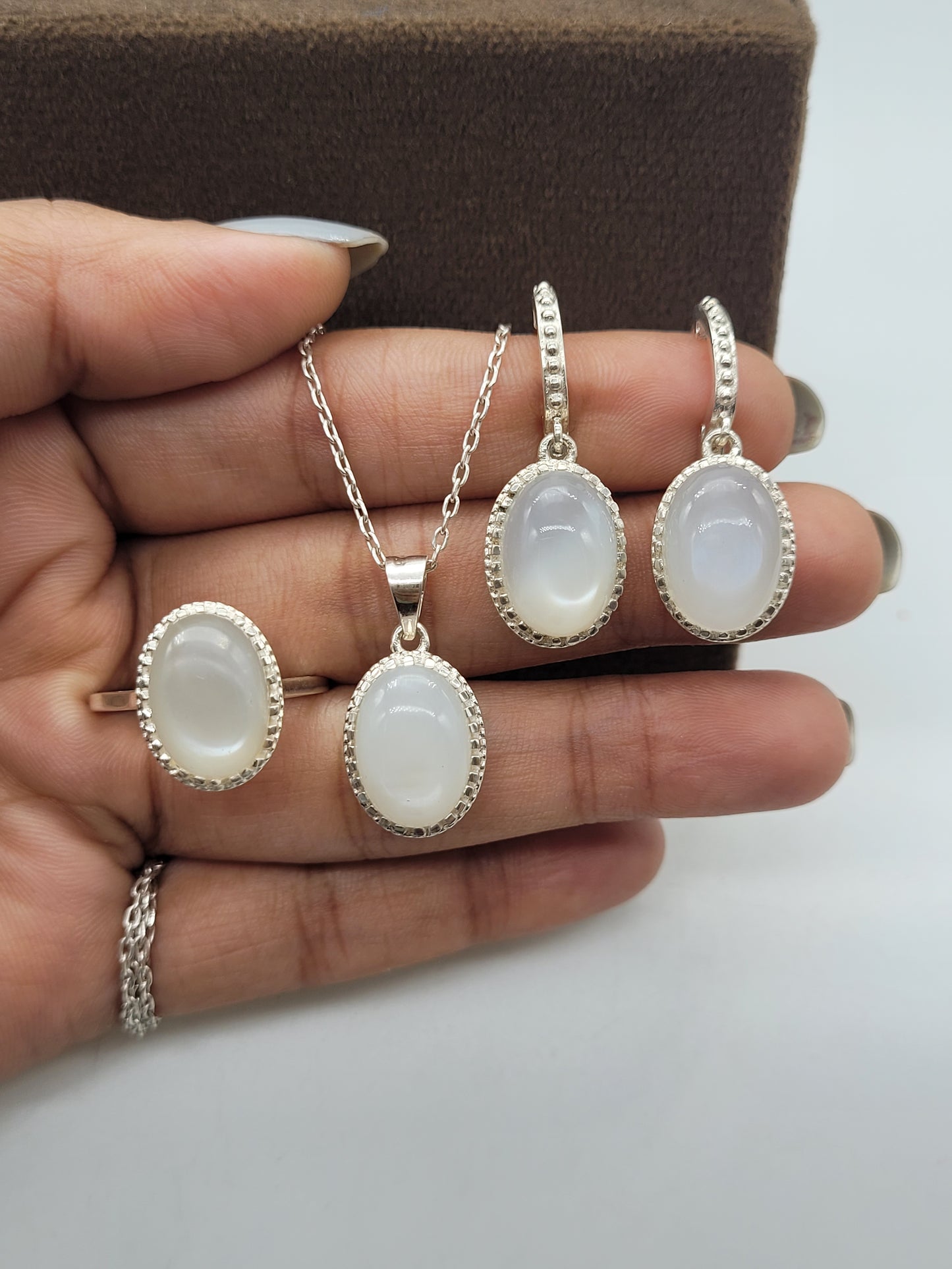 Oval Moonstone Necklace Set-June Birthstone Gift-White Moonstone Silver Necklace-Moonstone Pendant With Earrings-Gift For Mom-322 PILWALS