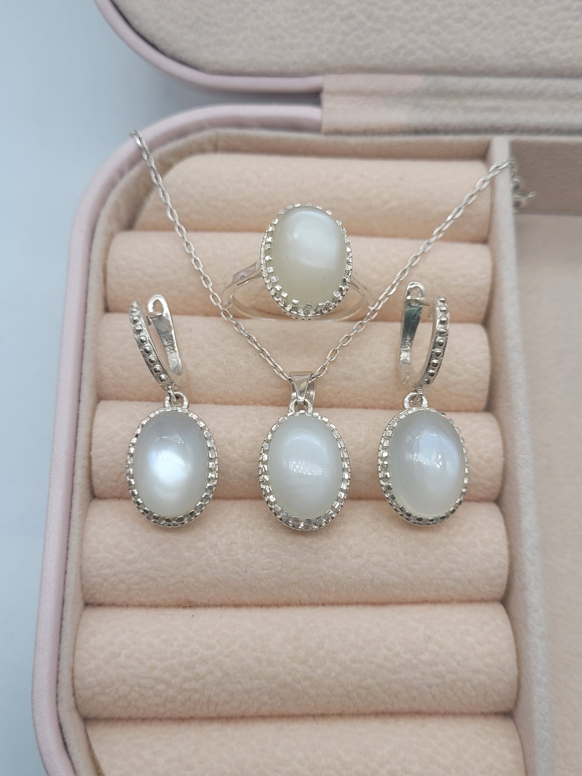 Oval Moonstone Necklace Set-June Birthstone Gift-White Moonstone Silver Necklace-Moonstone Pendant With Earrings-Gift For Mom-322 PILWALS