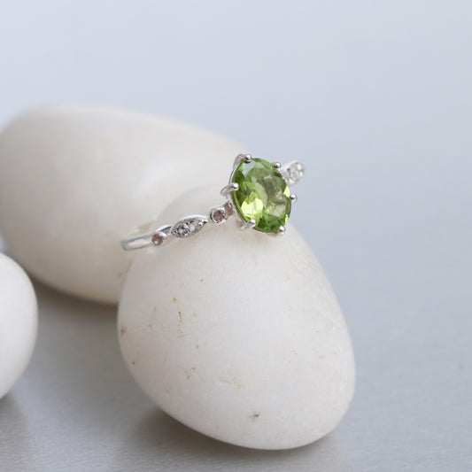 Natural Peridot Ring, Green Engagement Ring Set-730 PILWALS