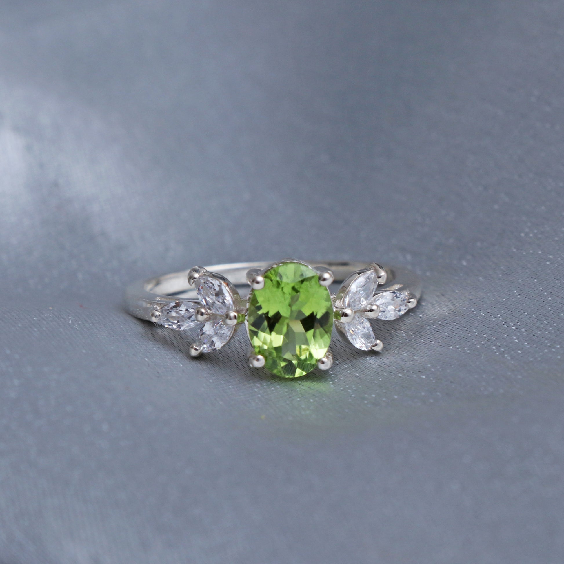 Beautiful Peridot Ring, August Birthstone Ring jewelry-664 PILWALS